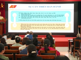 Hội nghị tuyên truyền Luật thực hiện dân chủ cơ sở và các qui định về giải phóng mặt bằng