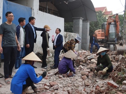 Hàng chục hộ dân ở Tri Thủy tự nguyện hiến đất mở rộng đường