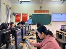 Huyện Phú Xuyên tổ chức tập huấn về chuyển đổi số, ứng dụng CNTT, công nghệ AI trong giải quyết công việc