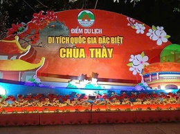 THÔNG TIN BÁO CHÍ VỀ LỄ HỘI TRUYỀN THỐNG CHÙA THẦY; KHAI MẠC TUẦN LỄ VĂN HÓA DU LỊCH, XÚC TIẾN THƯƠNG MẠI HUYỆN QUỐC OAI