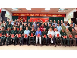 Đảng ủy - UBND-UBMTTQ phường Tương Mai tổ chức Hội nghị gặp mặt các đại biểu trực tiếp tham gia làm nên đại thắng mùa xuân năm 1975 nhân kỷ niệm 50 năm ngày giải phóng Miền Nam, thống nhất đất nước (30/4/1975-30/4/2025)