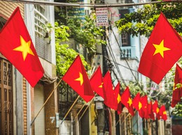 Thông báo về việc treo cờ Tổ quốc