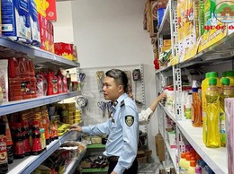 Quốc Oai: Tăng cường kiểm tra hoạt động thương mại, an toàn thực phẩm, phòng cháy chữa cháy, kinh doanh xăng dầu và khí tại địa bàn