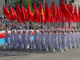 Về việc treo cờ Tổ quốc