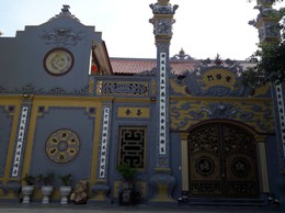 Đền và chùa Yên Tân