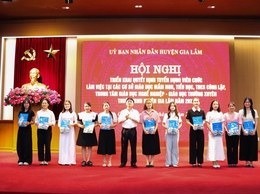 Hội nghị công bố Quyết định tuyển dụng viên chức ngành giáo dục năm 2025