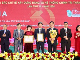 Trao giải thưởng báo chí về xây dựng Đảng và phát triển văn hoá