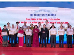 Hà Nội tuyên dương các Gia đình văn hóa tiêu biểu nhân Ngày Gia đình Việt Nam 28/6
