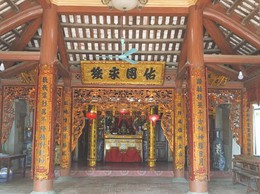 Đình La Dương - một “bảo tàng di sản Hán Nôm”