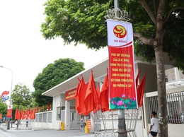 Phường Hà Đông rực rỡ cờ hoa chào mừng Lễ công bố các Nghị quyết quyết định về thực hiện mô hình chính quyền địa phương 2 cấp