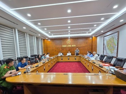 Hội nghị cho ý kiến vào Tờ trình thành lập các cơ quan tham mưu giúp việc của Đảng ủy và Đề án thành lập các phòng chuyên môn, đơn vị sự nghiệp