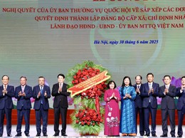 Hà Nội công bố 126 đơn vị hành chính xã, phường mới cùng đội ngũ cán bộ chủ chốt