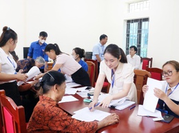 Xã Hòa Phú: Hướng dẫn, tiếp nhận hồ sơ trợ cấp hưu trí xã hội theo Nghị định 176 của  Chính Phủ.