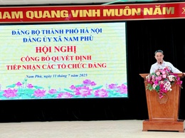 Đảng ủy xã Nam Phù công bố tiếp nhận 18 tổ chức Đảng