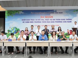 Phường Cửa Nam ra quân đảm bảo trật tự đô thị, vệ sinh môi trường