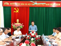 Lãnh đạo UBND xã Sơn Đồng chủ trì giao ban công tác tháng 7