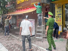 Khương Đình: Ra quân xử lý vi phạm trật tự đô thị, trật tự công cộng, vệ sinh môi trường