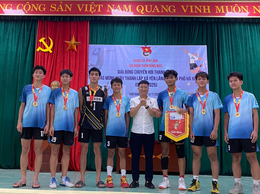 SÔI NỔI GIẢI BÓNG CHUYỀN HƠI THANH NIÊN 
CHÀO MỪNG NGÀY THÀNH LẬP XÃ YÊN LÃNG