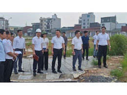 Thường trực Đảng uỷ xã Hát Môn làm việc với Ban Quản lý Dự án Đầu tư - Hạ tầng xã