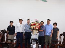 Lãnh đạo xã Phú Nghĩa tiếp Đoàn công tác của Báo Hànộimới