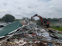 Phường Khương Đình tiếp tục ra quân xử lý vi phạm về trật tự xây dựng trên đất nông nghiệp