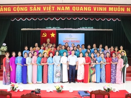 Hội nghị công bố các Quyết định thành lập Hội Liên hiệp Phụ nữ xã Bất Bạt