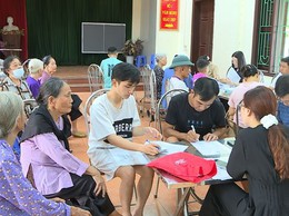 Xã Phúc Thọ tiếp nhận hồ sơ trợ cấp hưu trí xã hội cho người cao tuổi không hưởng lương hưu