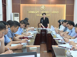 Hội nghị nghe báo cáo công tác chuẩn bị, trang trí tuyên tuyền, tổ chức phục vụ Đại hội Đảng bộ xã nhiệm kỳ 2025 - 2030
