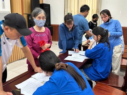 Xã Bát Tràng 2 ngày đầu tiếp nhận 250 hồ sơ trợ cấp hưu trí xã hội cho người cao tuổi không có lương hưu