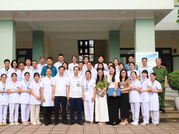 Ban thường vụ Đảng ủy Phú Nghĩa làm việc với tập thể lãnh đạo, viên chức, nhân viên Trạm Y tế xã