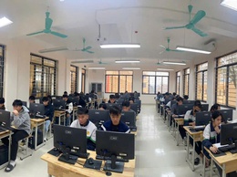 TRƯỜNG THPT LƯU HOÀNG ĐẠT TỶ LỆ 100% HỌC SINH ĐỖ TỐT NGHIỆP TRONG KỲ THI TỐT NGHIỆP NĂM 2025