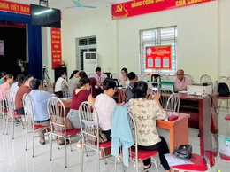 Đảm bảo hiệu quả hoạt động các điểm giao dịch NHCSXH Đan Phượng sau sáp nhập đơn vị hành chính