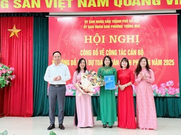 TIN PHÓNG SỰ: 
HỘI NGHỊ CÔNG BỐ VỀ CÔNG TÁC CÁN BỘ VÀ CÔNG BỐ GIAO DỰ TOÁN NGÂN SÁCH PHƯỜNG TƯƠNG MAI NĂM 2025