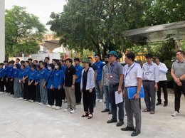 Phường Tây Tựu ra quân đảm bảo trật tự đô thị, an toàn giao thông và vệ sinh môi trường