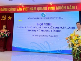 Đội ngũ cán bộ Hội LHPN phường Yên Hòa tổ chức các hoạt động tăng cường đoàn kết, giao lưu, trao đổi kinh nghiệm trong các hoạt động Hội.