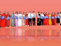 CHI BỘ PHÒNG VĂN HÓA - XÃ HỘI
SẴN SÀNG CHO ĐẠI HỘI LẦN THỨ NHẤT, NHIỆM KỲ 2025 - 2030