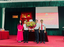 Chi bộ Văn phòng HĐND & UBND xã Tam Hưng: Hạt nhân chính trị vững mạnh trong bộ máy chính quyền cơ sở