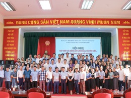 xã Hòa Phú: Tổ chức hội nghị gặp mặt các đồng chí lãnh đạo, chuyên viên, nhân viên công tác tại xã.