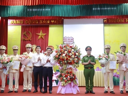 Công bố Quyết định về công tác cán bộ tại Công an xã Hạ Bằng