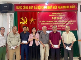 Khu dân cư 10 Ô Chợ Dừa, phường Đống Đa tổ chức Gặp mặt các đồng chí thương binh, thân nhân gia đình liệt sĩ nhân kỉ niệm 78 năm Ngày Thương binh, Liệt sĩ 