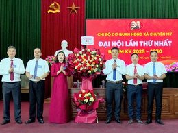 Đại hội chi bộ lần thứ nhất các cơ quan Đảng thuộc Đảng uỷ  xã Chuyên Mỹ thành công tốt đẹp
