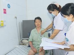 Bác sĩ cảnh báo cẩn trọng dị ứng thuốc do người dân quen tự mua thuốc uống, điều trị bệnh