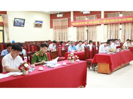 Xã Minh Châu họp triển khai công tác phòng thủ dân sự và ứng phó bão số 3