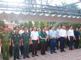 Phường Phú Thượng (TP Hà Nội): Tri ân các anh hùng liệt sĩ nhân ngày 27-7