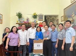 Thăm hỏi, tặng quà gia đình chính sách nhân ngày Thương binh – Liệt sỹ 27/7