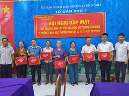 Gặp mặt tri ân nhân dịp 78 năm Ngày Thương binh – Liệt sĩ tại tổ dân phố 7Y phường Yên Nghĩa