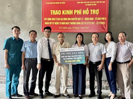 TRAO TẶNG KINH PHÍ XÂY NHÀ Ở CHO ÔNG NGUYỄN HUY LÝ- BỆNH BINH 61%