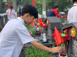 Trường học Hà Nội tổ chức nhiều hoạt động tri ân nhân dịp 27/7