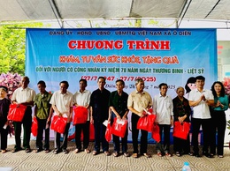 Trạm Y tế xã phối hợp với Bệnh viện Tim Hà Nội khám bệnh, tư vấn sức khỏe cho người có công với cách mạng trên địa bàn xã
