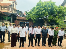 PHƯỜNG YÊN NGHĨA TỔ CHỨC LỄ DÂNG HƯƠNG TƯỞNG NIỆM CÁC ANH HÙNG LIỆT SĨ VÀ CỐ ĐẠI TƯỚNG LÊ TRỌNG TẤN
